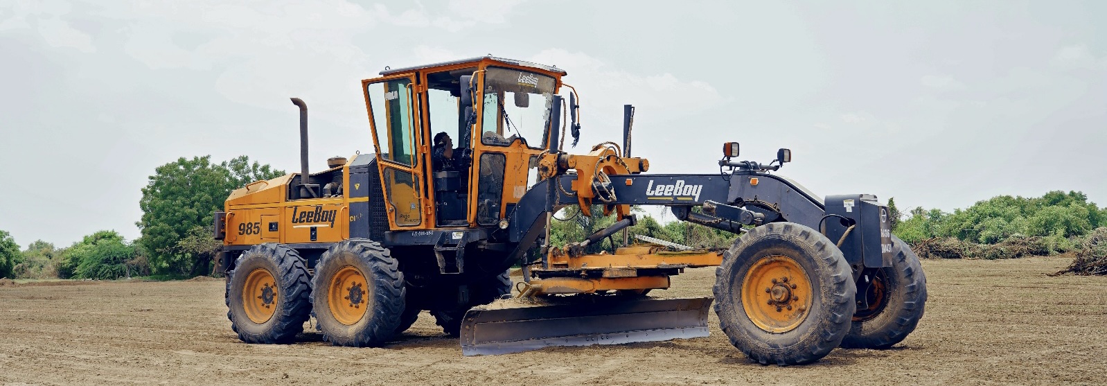 RIIMPO310F Conduct Grader Operations (1-Day Course)